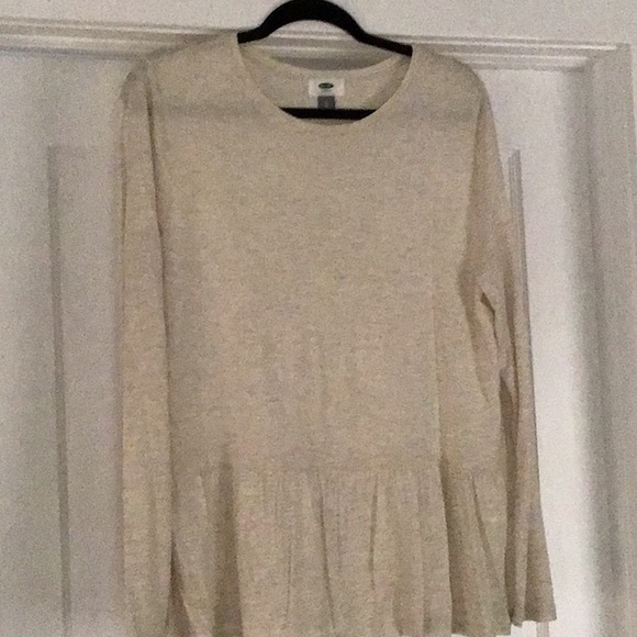 Old Navy Tops - Old Navy Cream Peplum Tee
